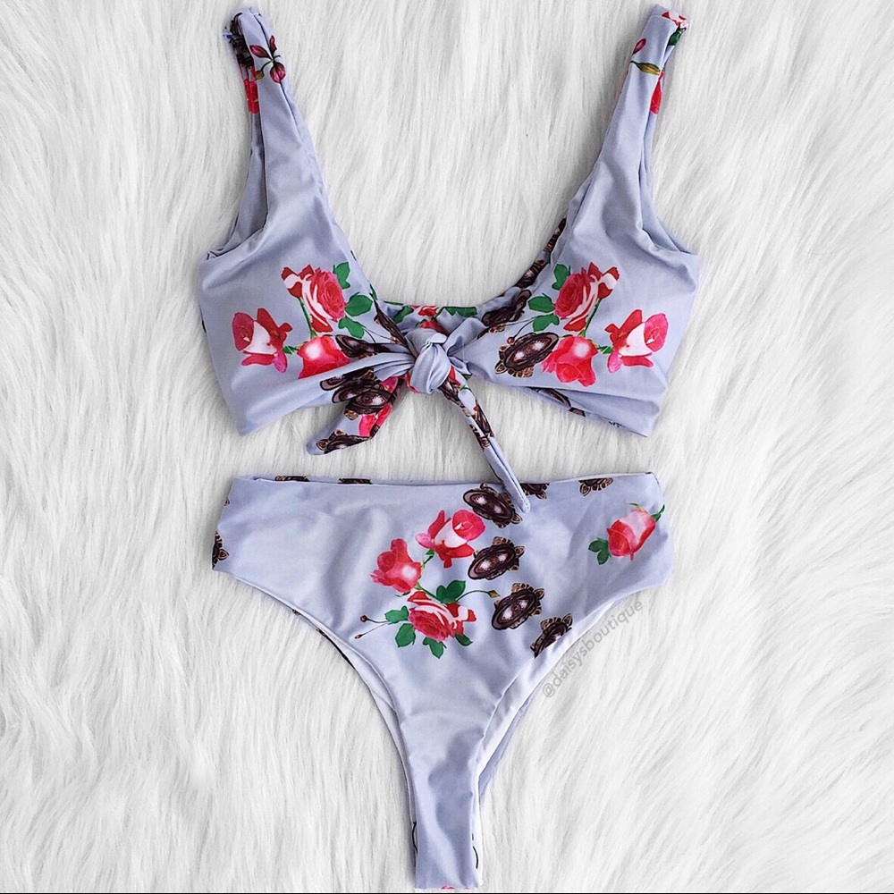❤️SALE❤️ Gray floral knot high waisted bikini set